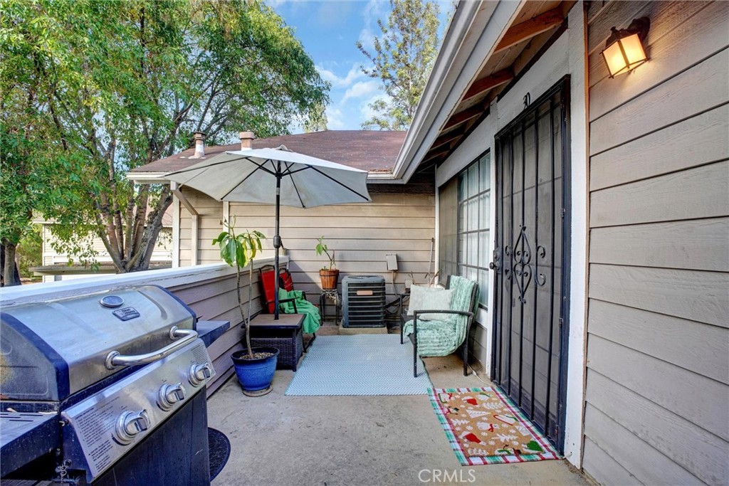 11350 Foothill Boulevard 30
