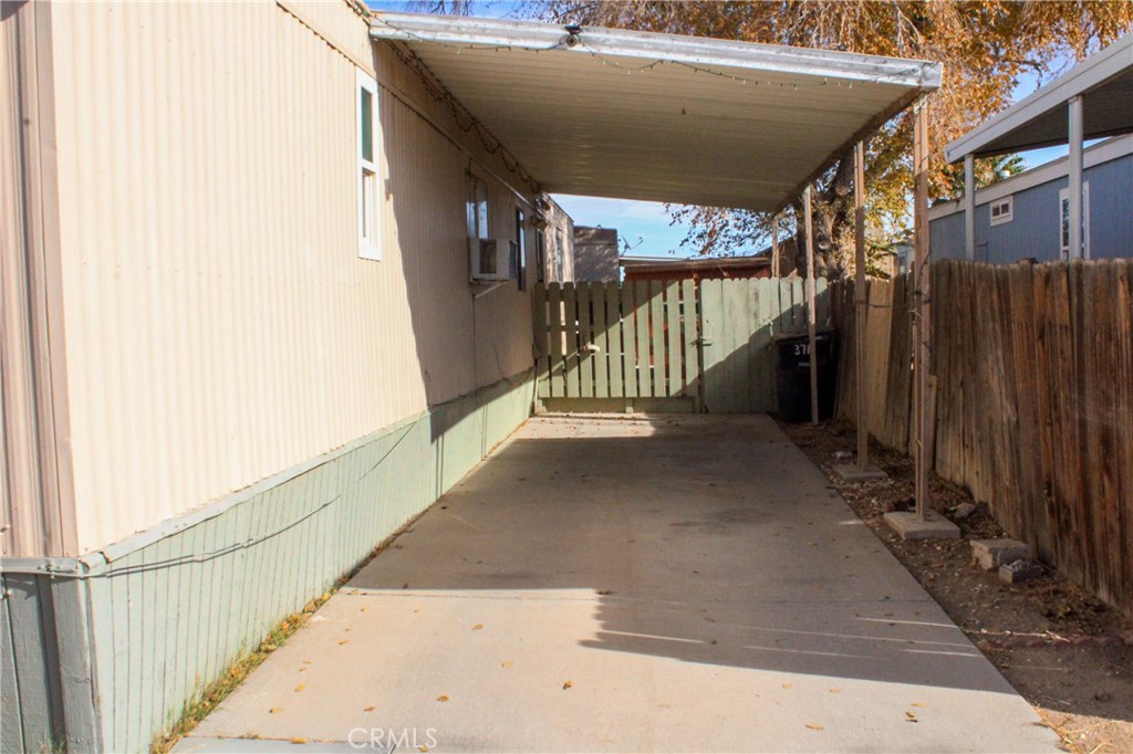 3300 15th Street W 371