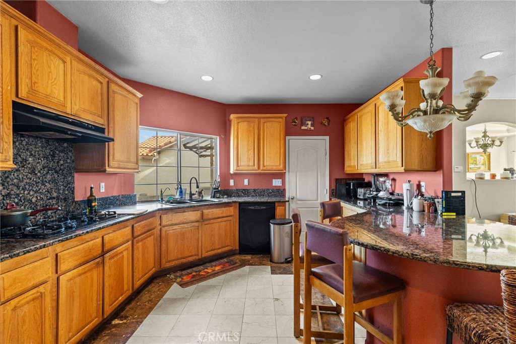 2025 W Avenue O12