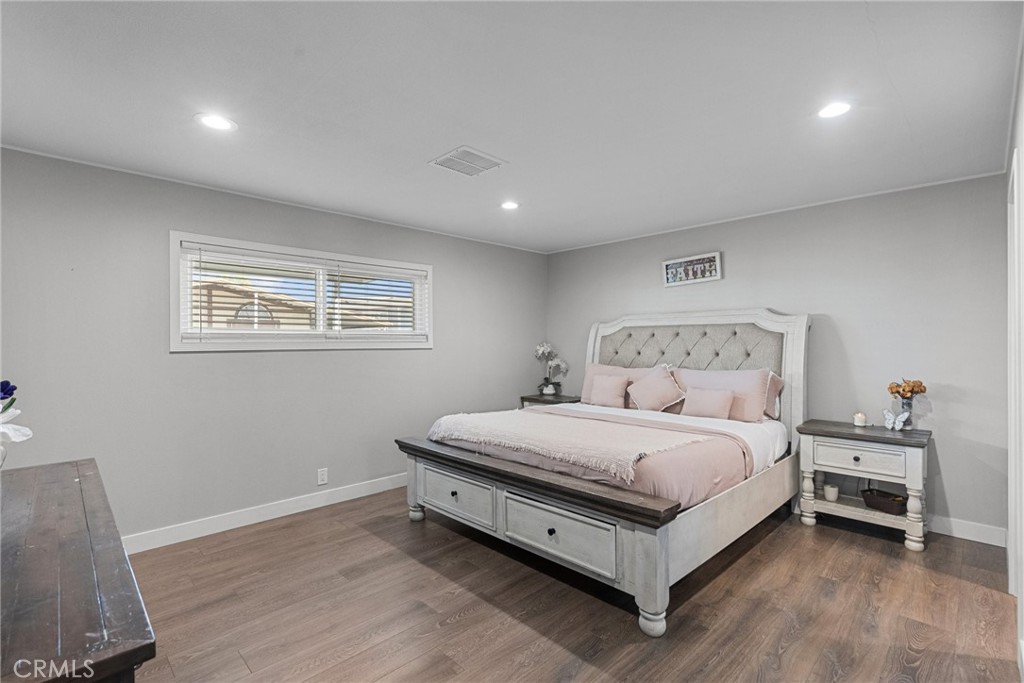 20401 Soledad Canyon Rd 690