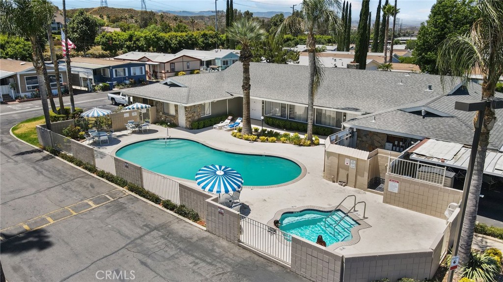 20401 Soledad Canyon Rd 690