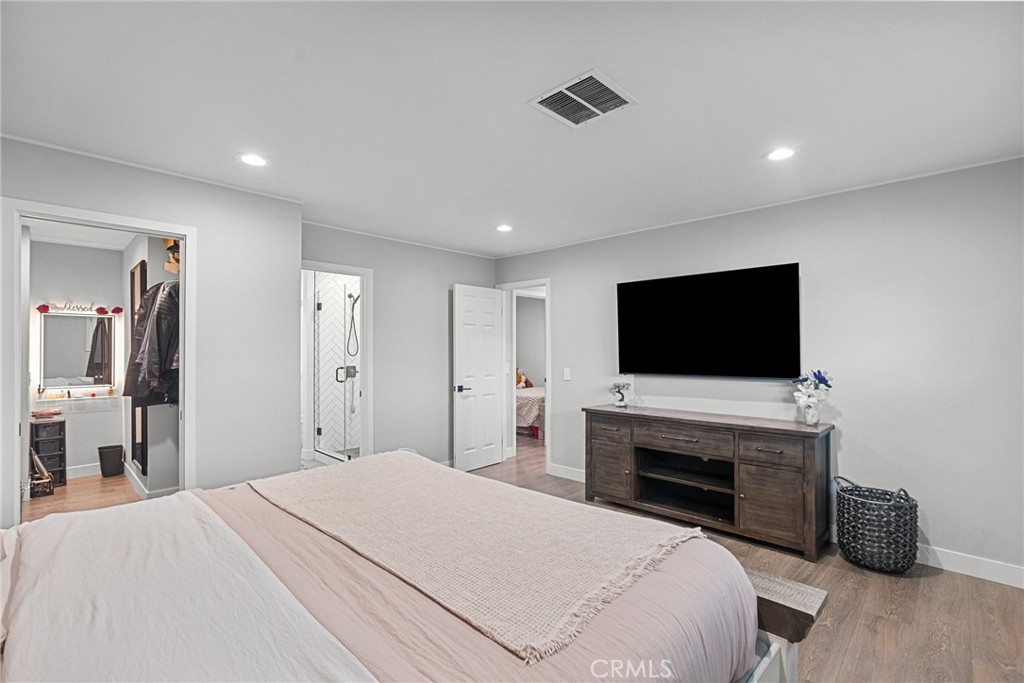 20401 Soledad Canyon Rd 690