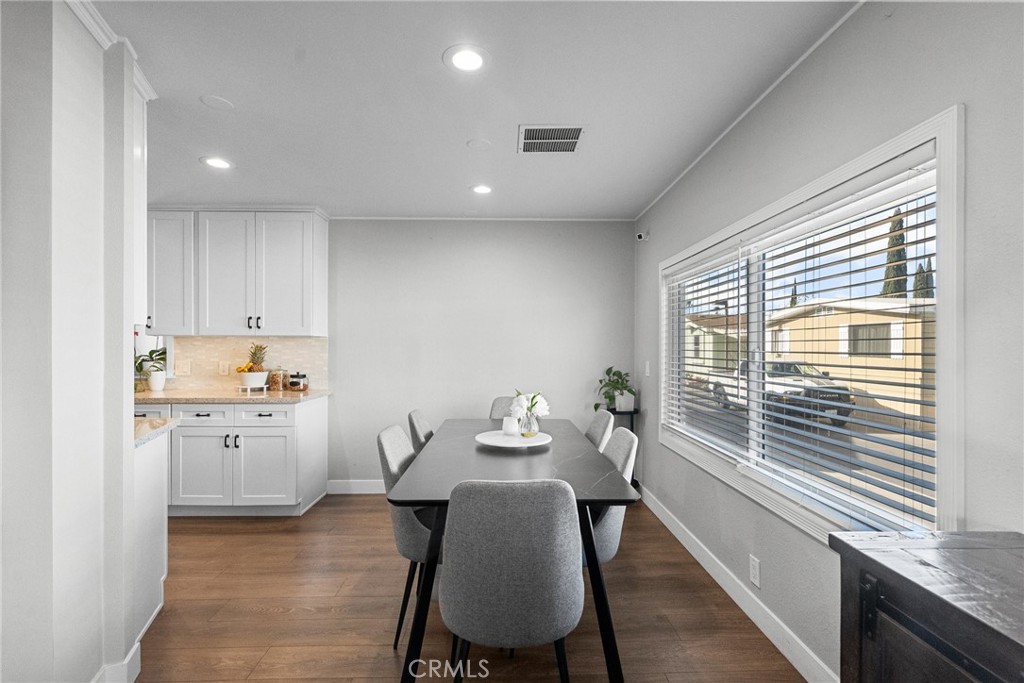 20401 Soledad Canyon Rd 690