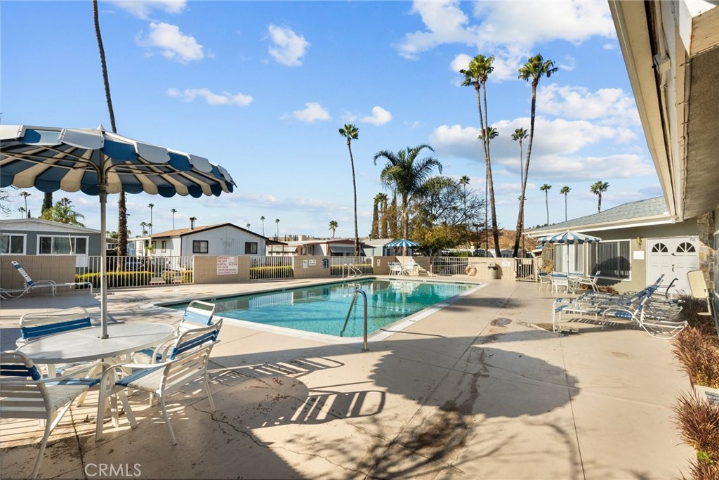 20401 Soledad Canyon Rd 690