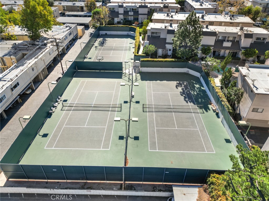 15173 Magnolia Boulevard D