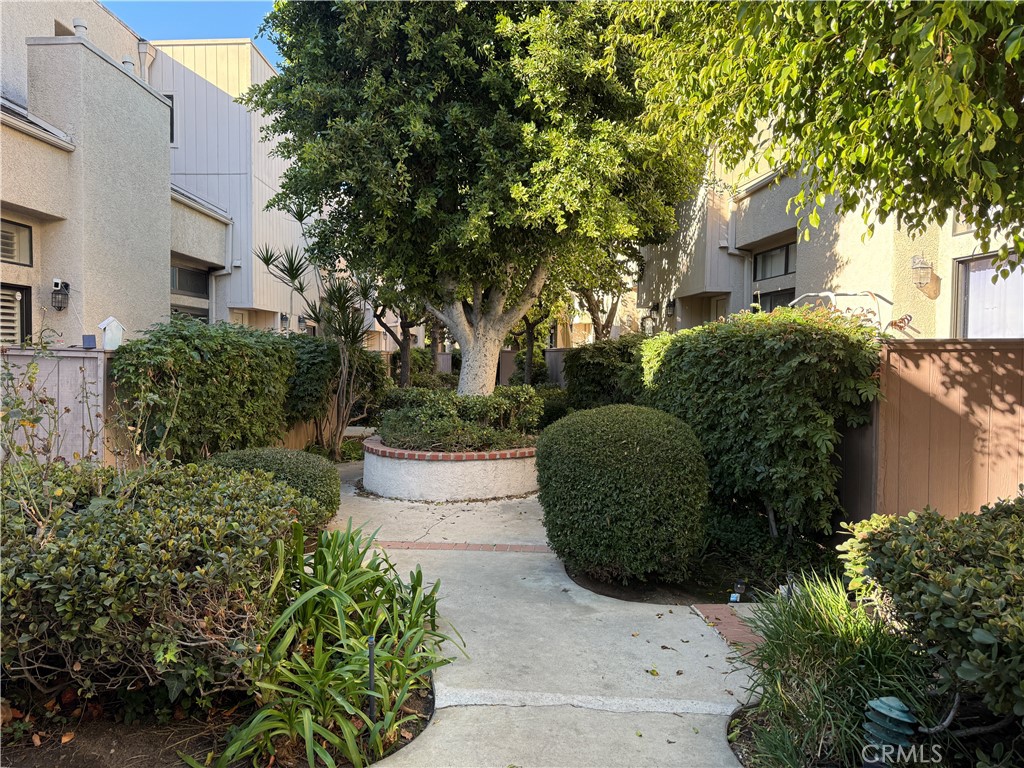 15173 Magnolia Boulevard D