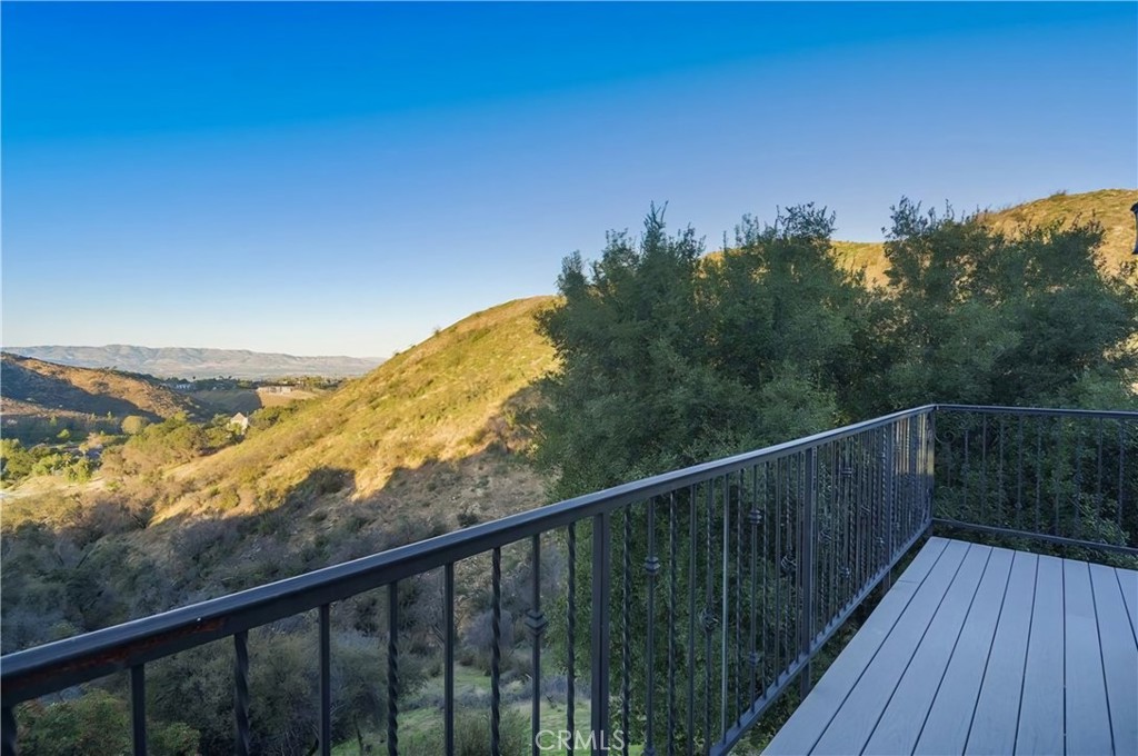 3548 Poppy Drive