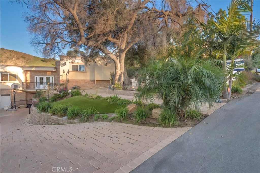 3548 Poppy Drive
