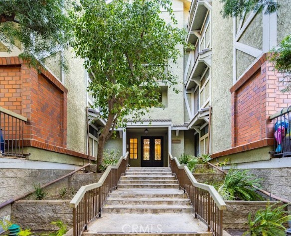 18324 Clark St. Unit 120