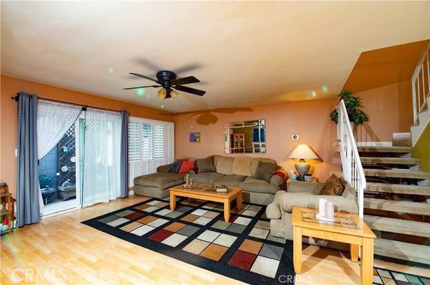 5447 Zelzah Ave Unit #116
