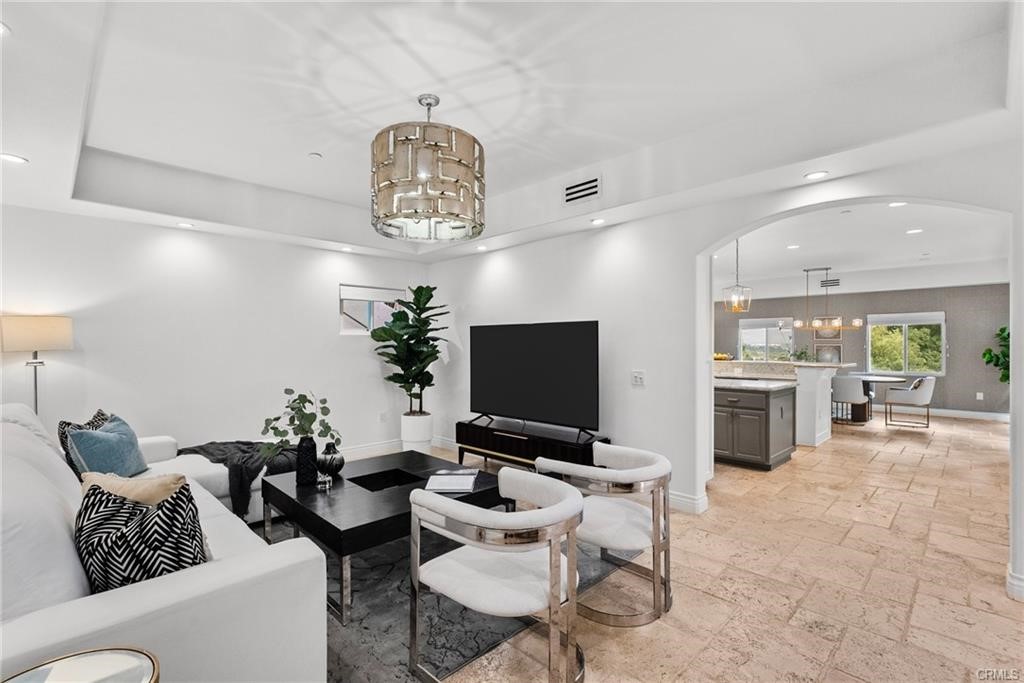 11456 Decente Court
