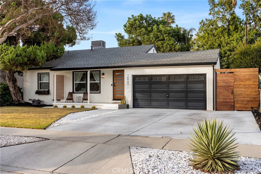 16943 Marlin Place