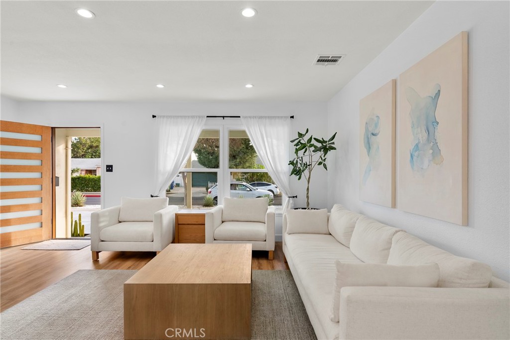 16943 Marlin Place