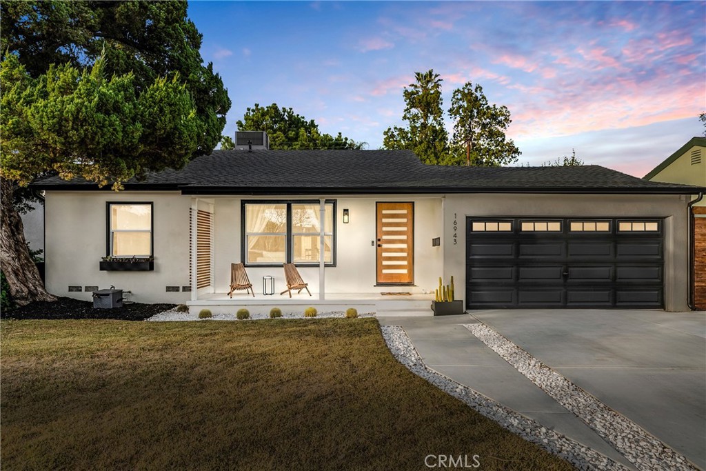 16943 Marlin Place