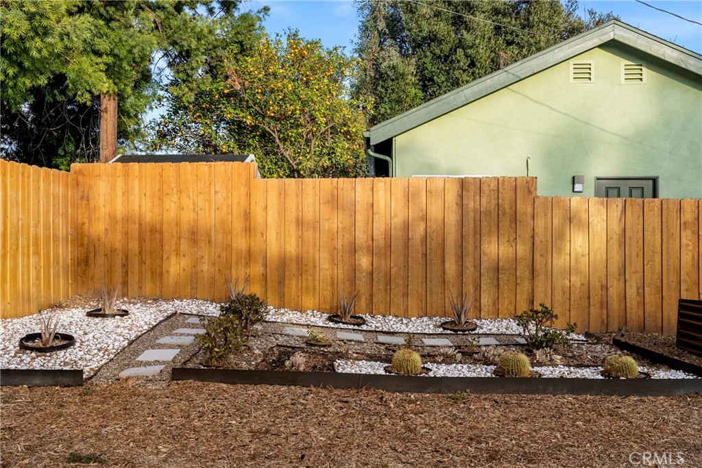 16943 Marlin Place