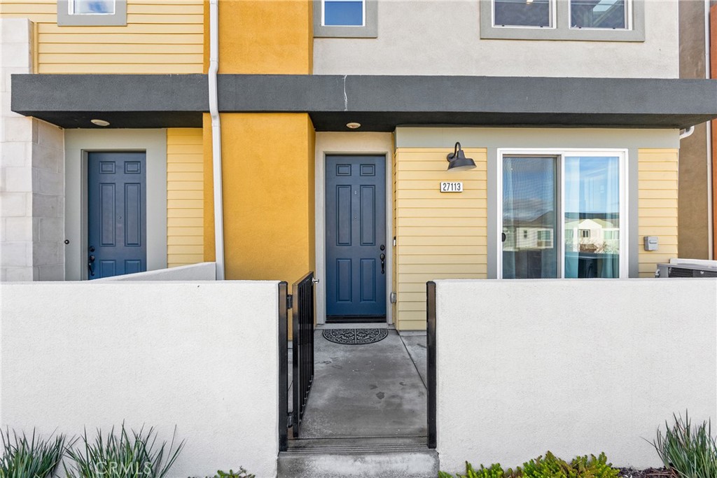 27113 Valley Oak Pl