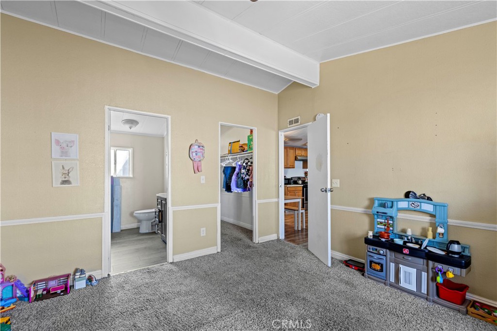 3300 15th Street W 367