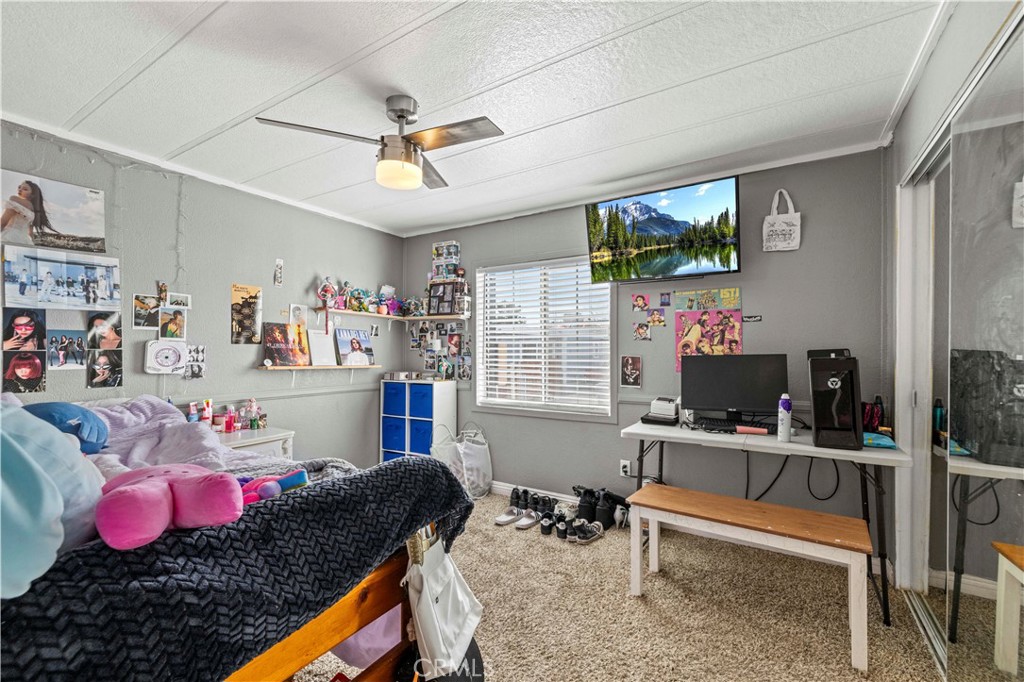 3300 15th Street W 367