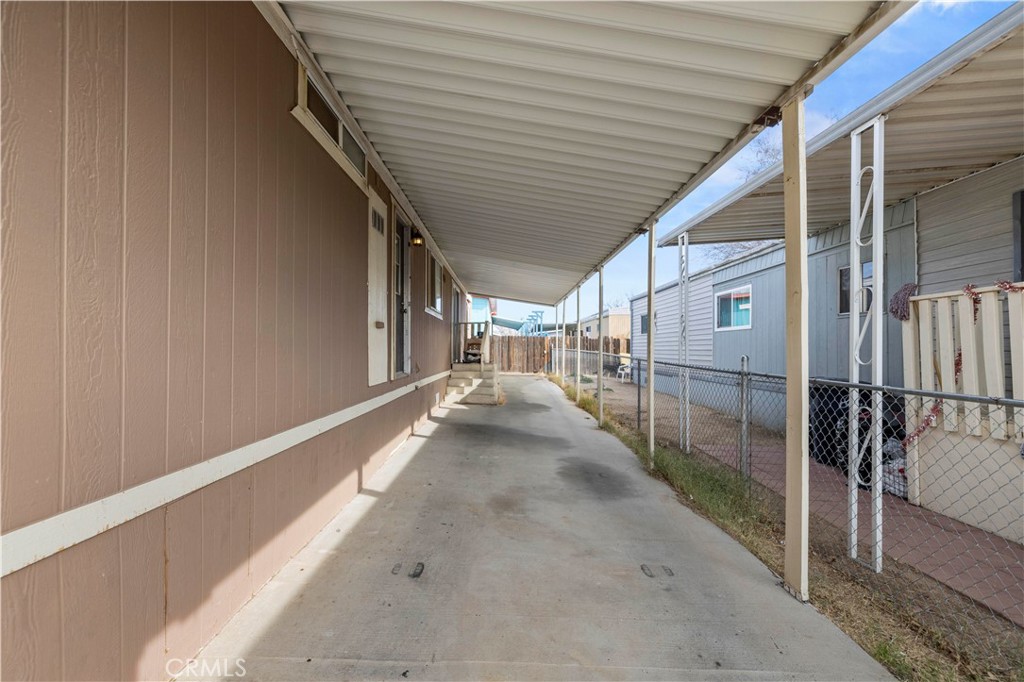 3300 15th Street W 367