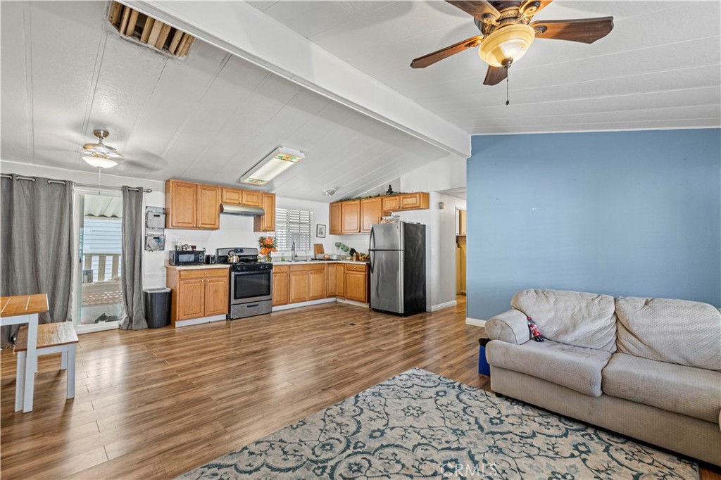 3300 15th Street W 367