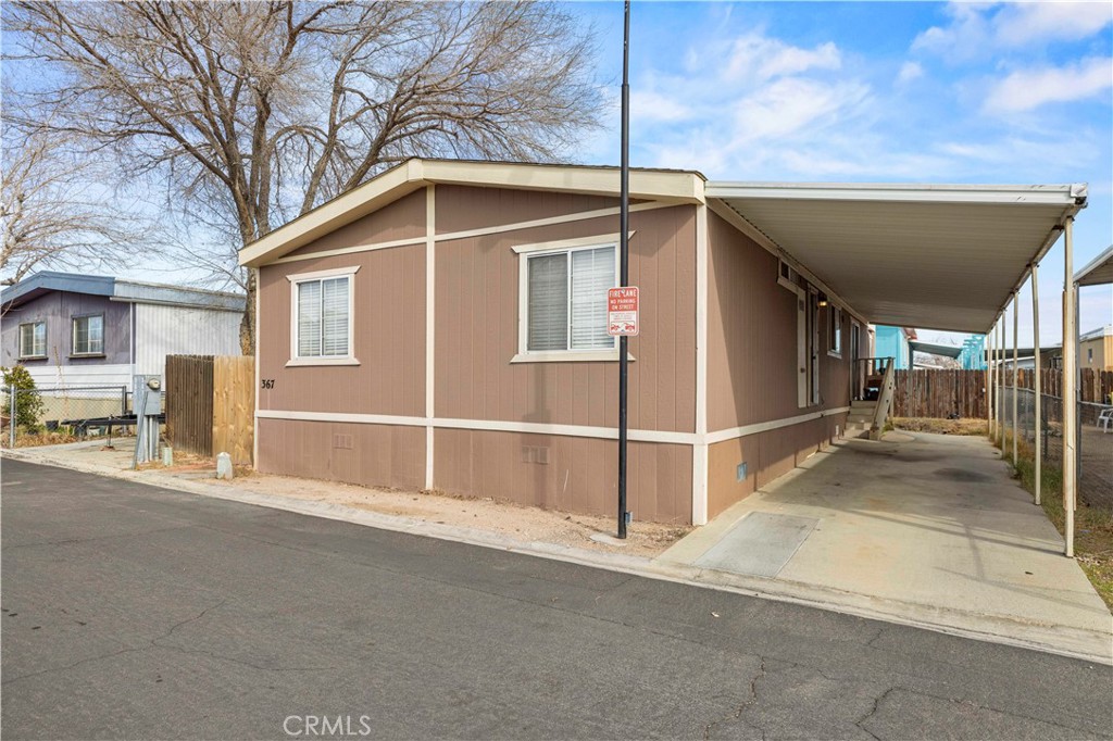 3300 15th Street W 367