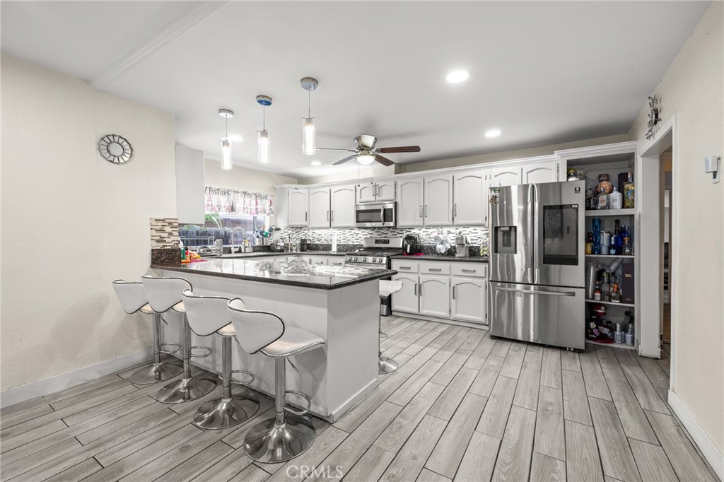 3343 Roseview Avenue