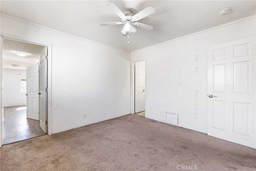 343 E Avenue J14