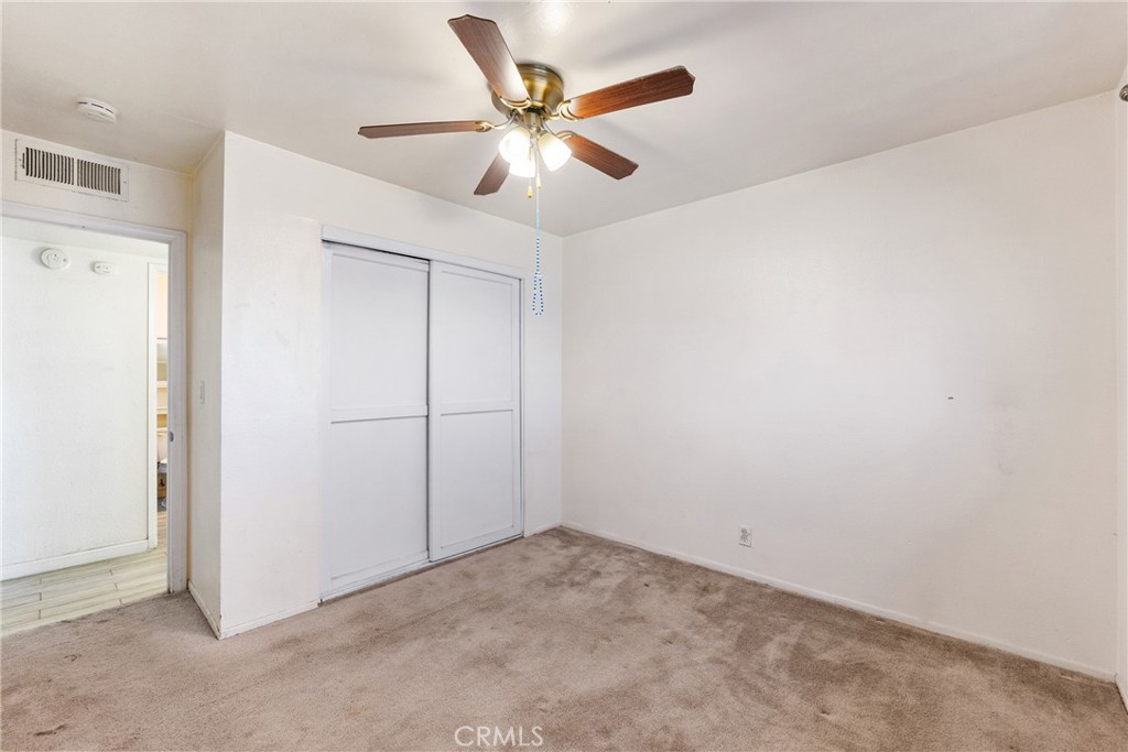343 E Avenue J14