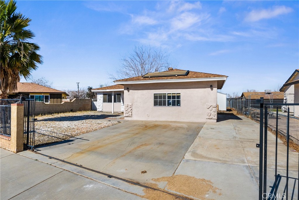 343 E Avenue J14