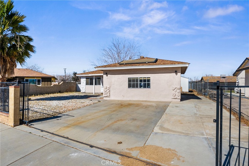 343 E Avenue J14