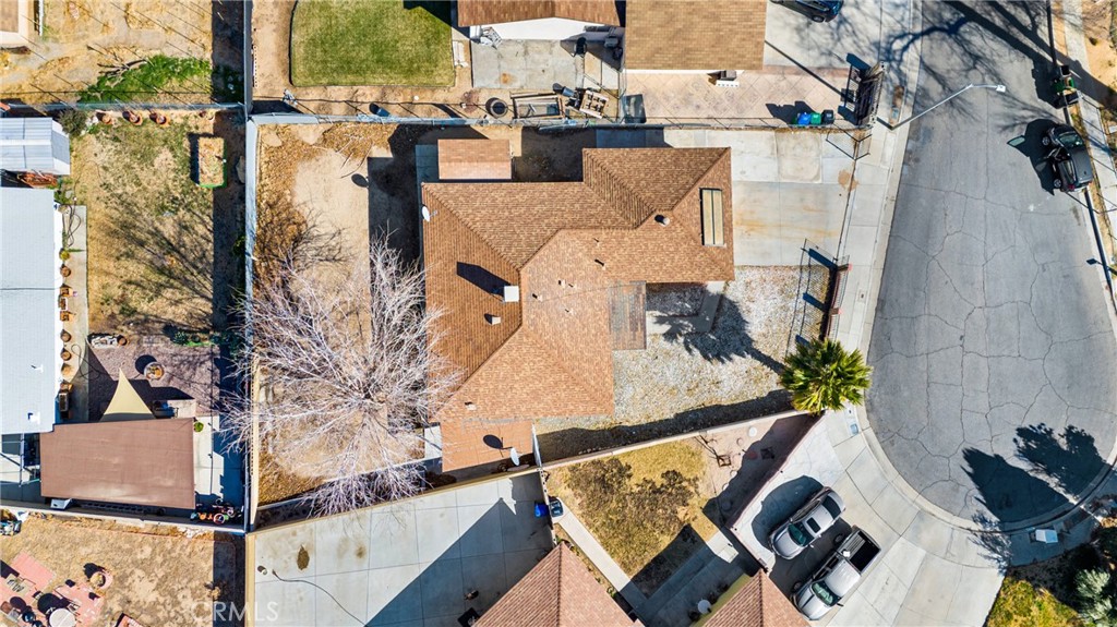 343 E Avenue J14