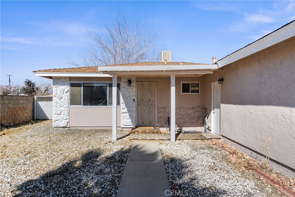 343 E Avenue J14