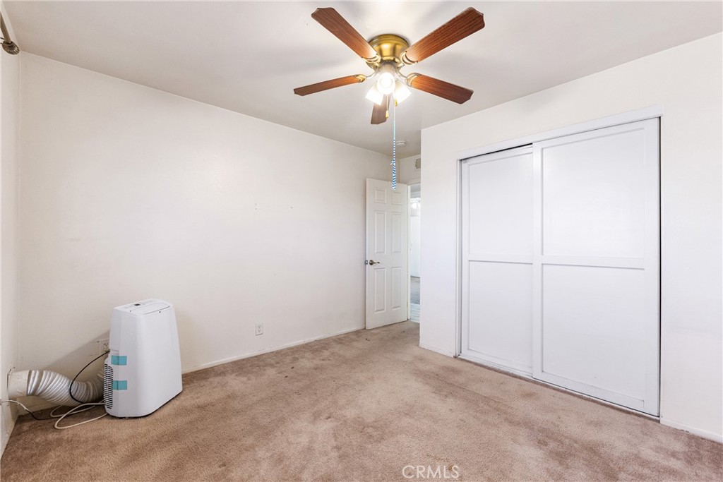 343 E Avenue J14