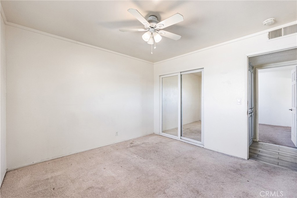 343 E Avenue J14