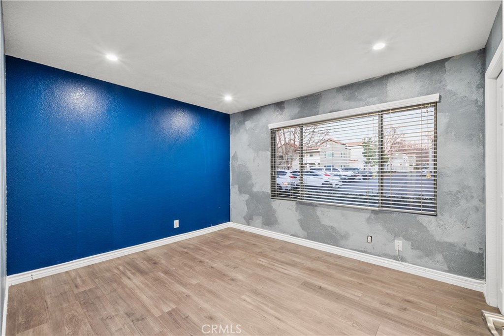 24412 Valle Del Oro 102