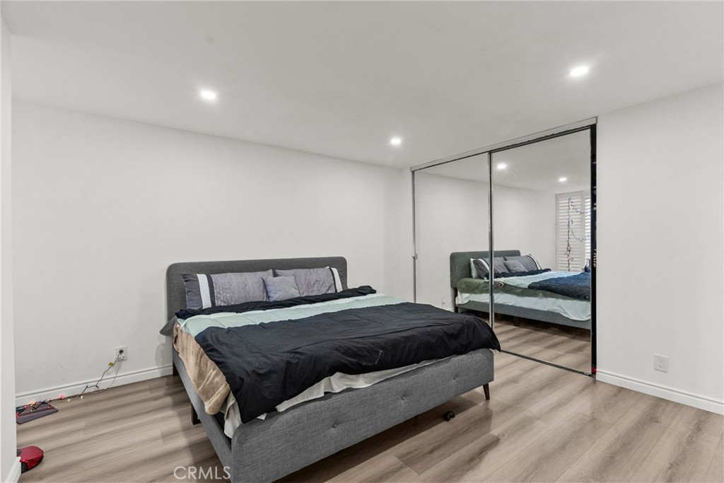 7826 Topanga Canyon Boulevard 1
