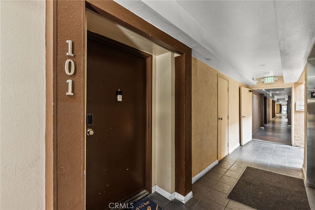 7826 Topanga Canyon Boulevard 1