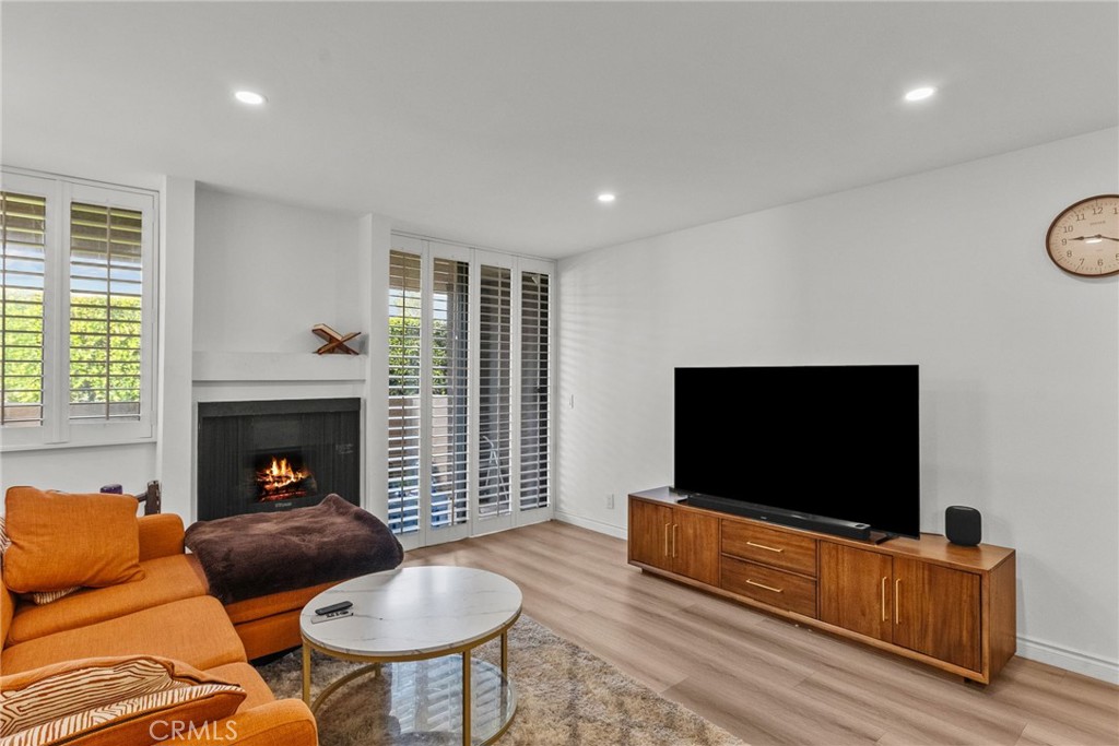 7826 Topanga Canyon Boulevard 1