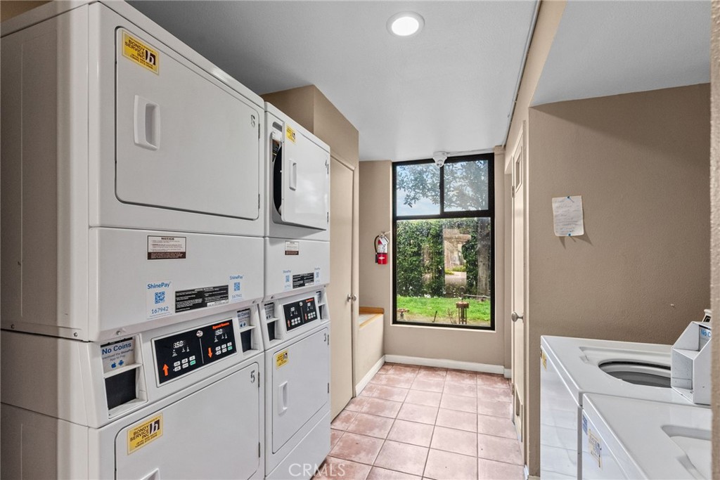 7826 Topanga Canyon Boulevard 1