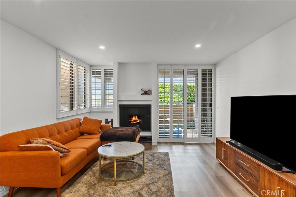 7826 Topanga Canyon Boulevard 1