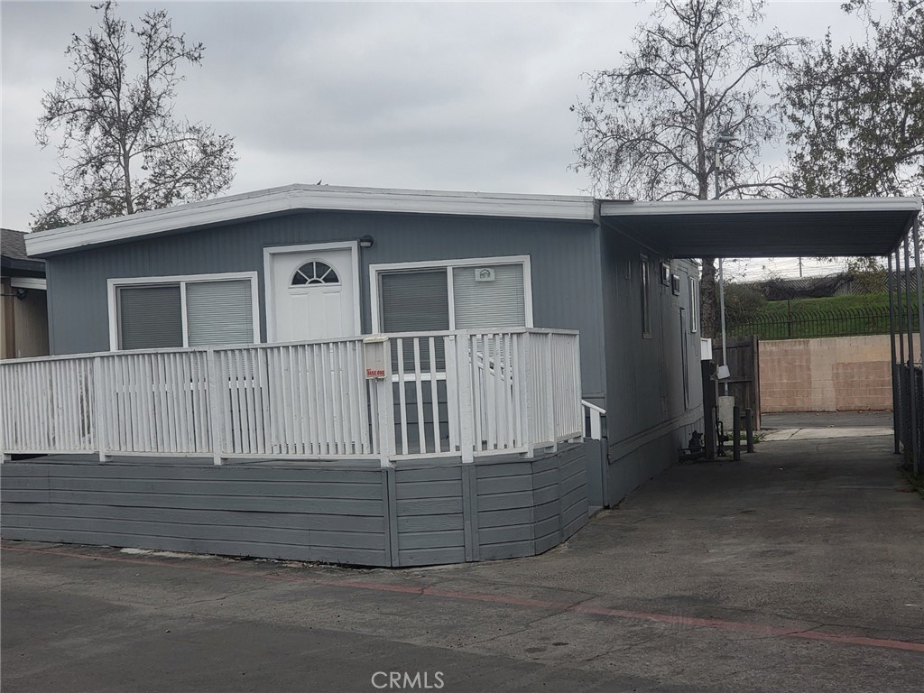 907 Paradise Lane