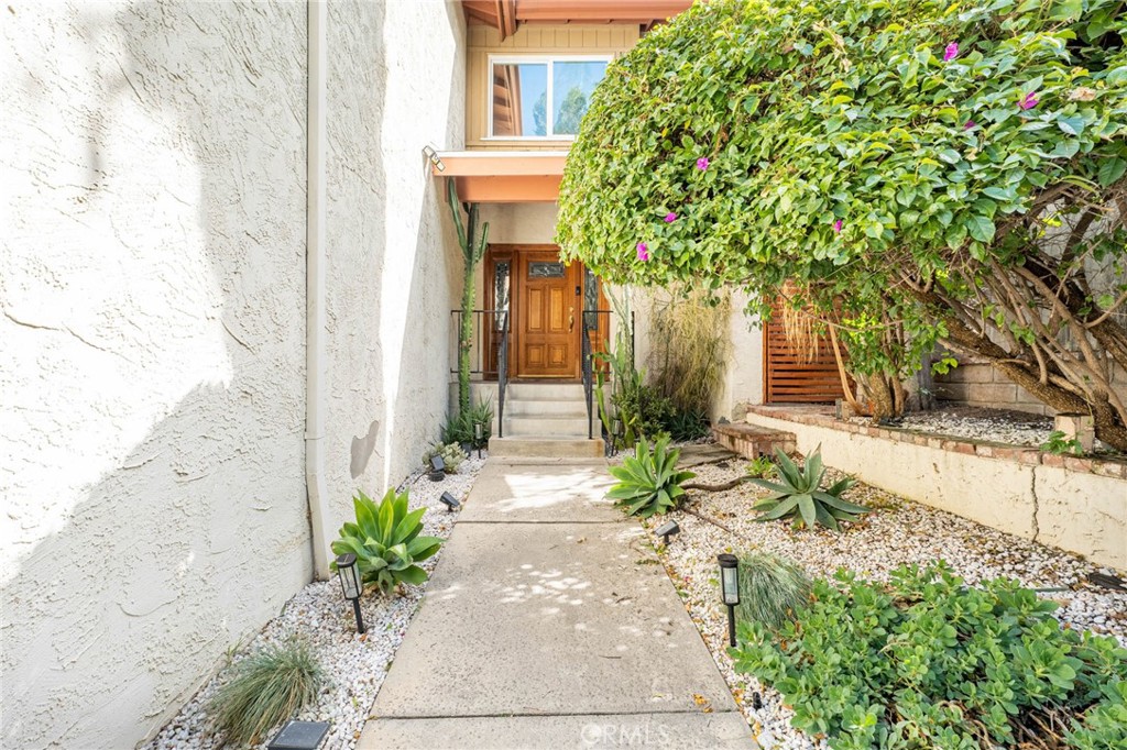 4208 Morro Drive