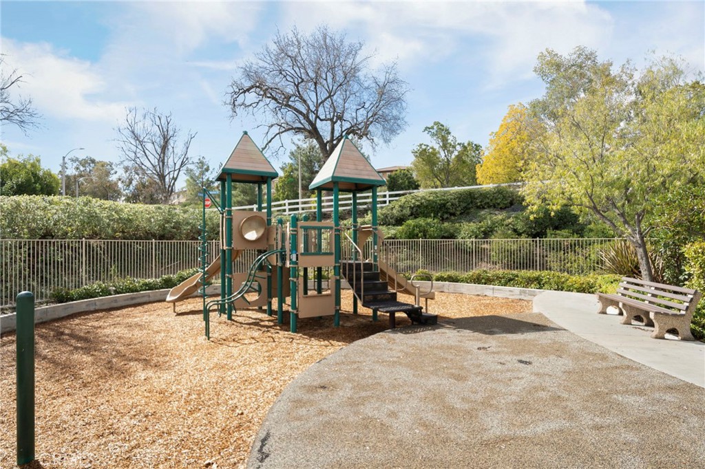 27966 Trillium Lane