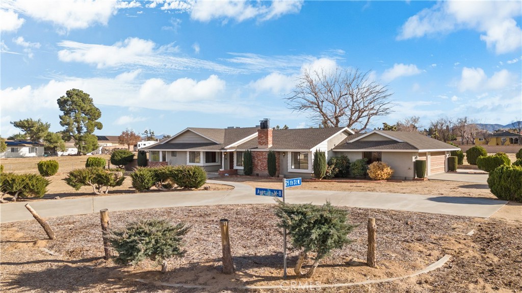 2350 W Avenue M8