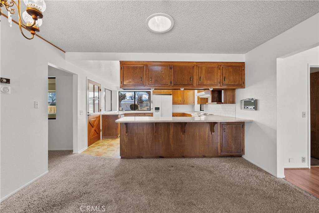 2350 W Avenue M8