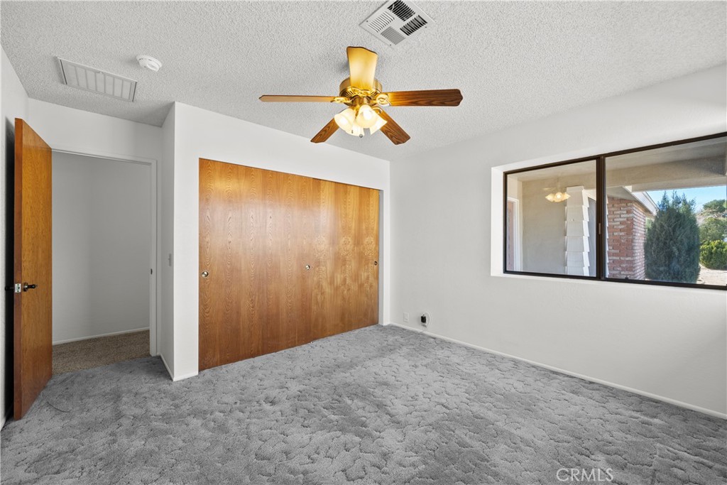 2350 W Avenue M8