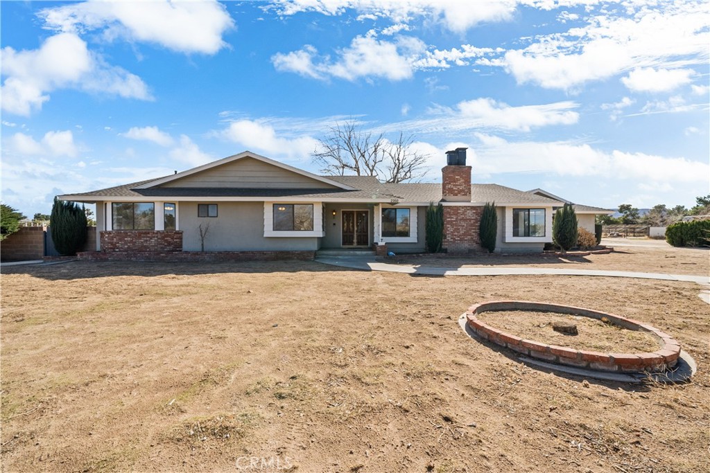 2350 W Avenue M8
