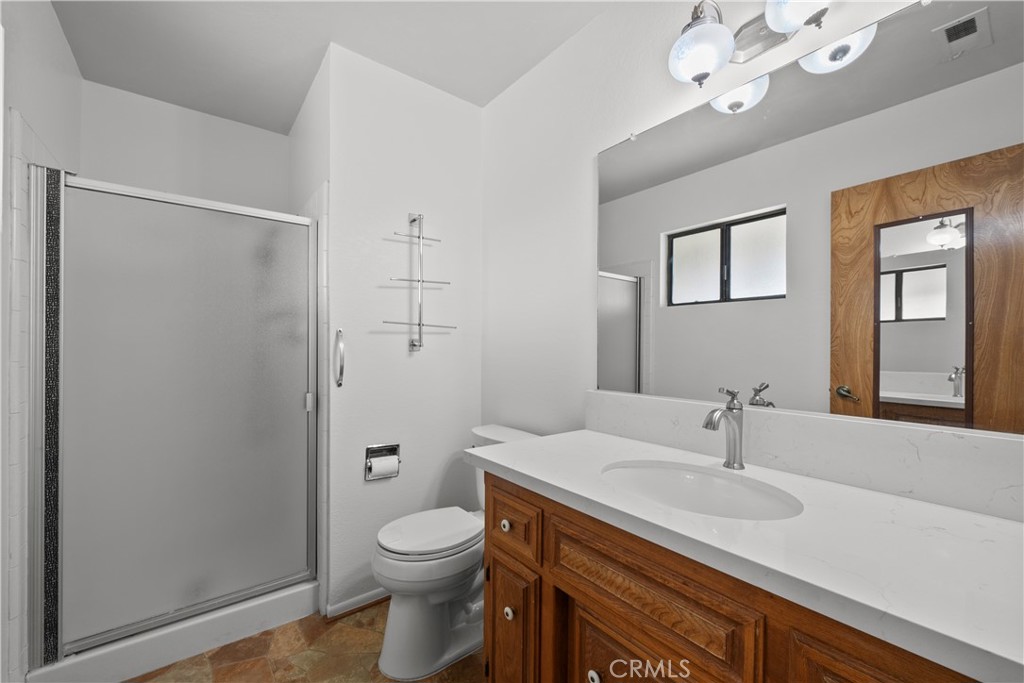 2350 W Avenue M8