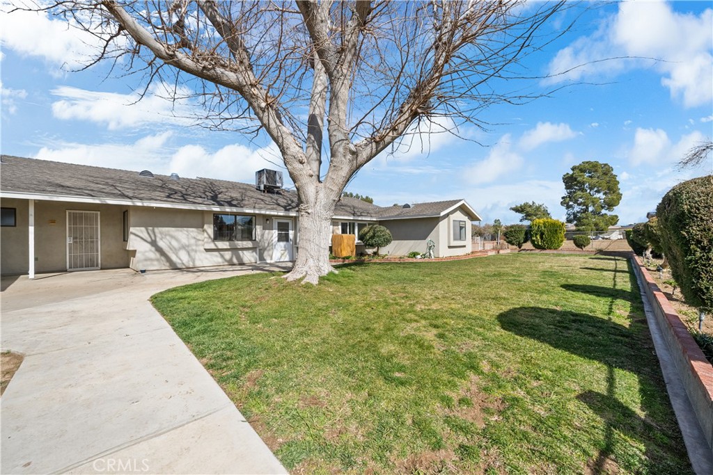 2350 W Avenue M8