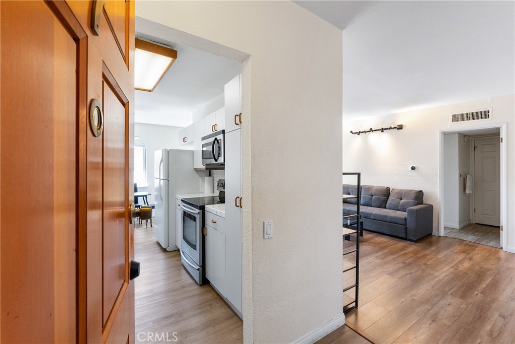 377 W California Avenue 26